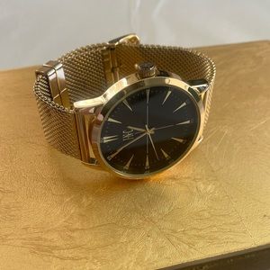 unisex Gold Watch✨